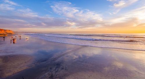 5305 Carlsbad Blvd, Carlsbad CA 92008-4416 exterior