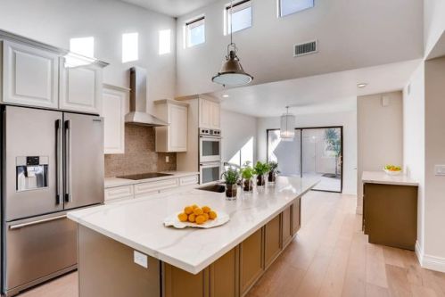 7620 Miami Rd, Scottsdale, AZ 85258-3407