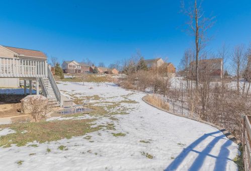 9004 Fort Henry Dr, Hamilton, KY 41091-6800