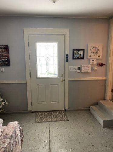 102 Lugonia Ave, Redlands CA  92374-4702 exterior