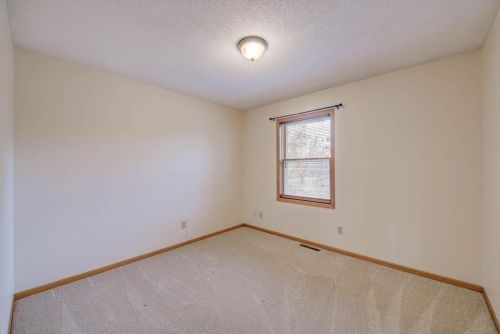 1710 Laurel Ave, Hudson WI  54016-2000 exterior