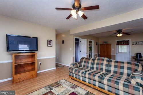 15 Meadow Ln, Richmond National Battlefiel VA  22835-1676 exterior