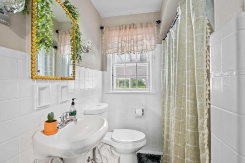 1258 9 St, Green Bay WI 54304-3258 exterior