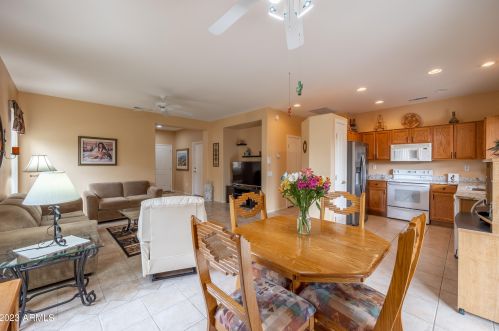 16131 Quail Creek Ln, Sun City AZ  85374-4910 exterior