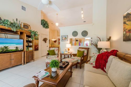6367 Long Key Ln, Boynton Beach, FL 33472-2375