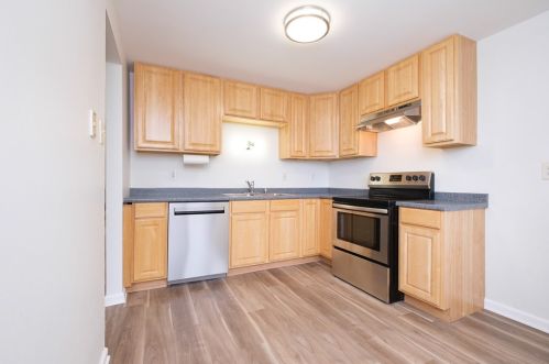 205 Old Ridge Rd, Moon Twp, PA 15108-9105