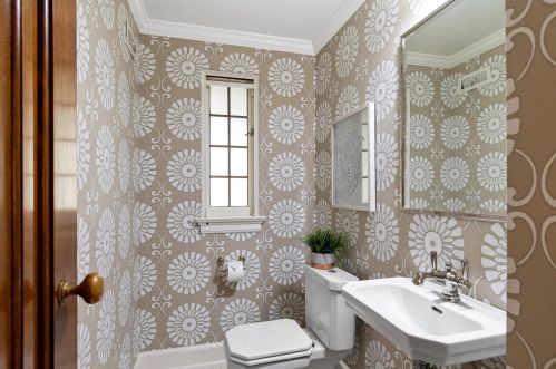 4108 Lk Dr, Milwaukee WI 53211-1719 exterior