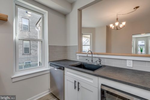 307 Hunter St, Gloucester NJ  08030-2016 exterior