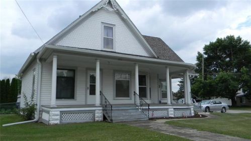 397 Main St, Genoa Bluff, IA 52301-1625