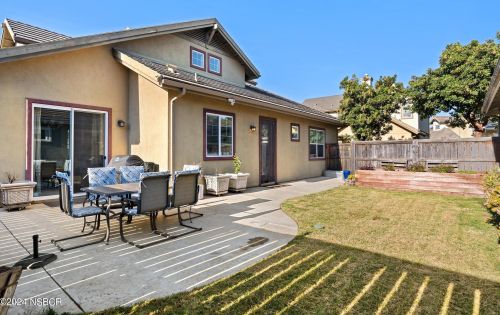 1632 Chianti Ln, Santa Maria CA  93458-6325 exterior