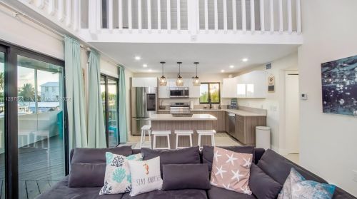 3 Eagle Dr, Key Largo FL  33037-3006 exterior