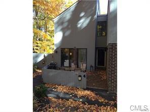 4 Nectar Ln, Ridgefield CT  06877-3330 exterior