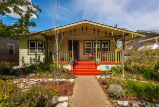 4337 3rd Ave, Sacramento, CA 95817-3013