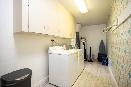 1221 Newport Ave, Lakeland FL 33803-3361 exterior