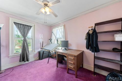 86 Freeman St, Woodbridge NJ  07095-3435 exterior