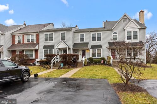 2491 Hillendale Dr, Norristown, PA 19403-5157