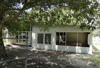 2221 Shawnee St, Sarasota, FL 34231-4324