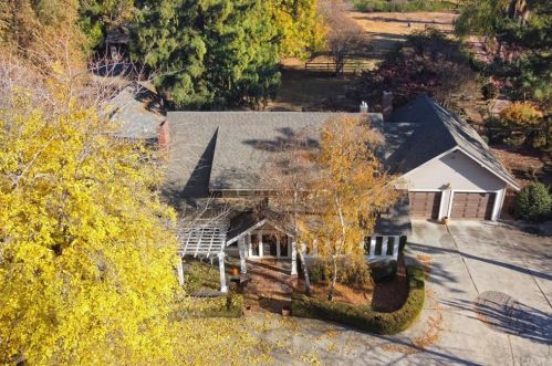 9726 Lott Rd, Durham CA  95938-9742 exterior