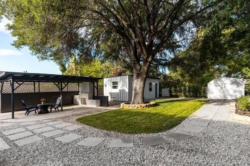 2485 Grandeur Ave, Altadena CA  91001-5548 exterior