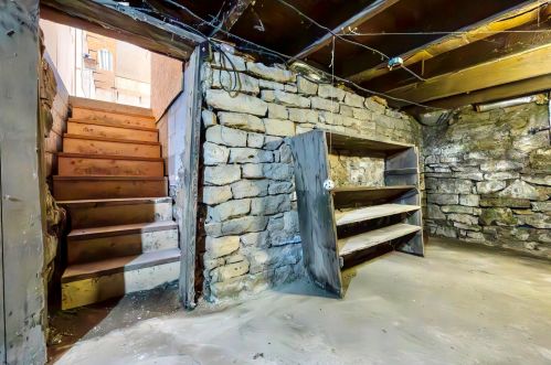 217 Spring Ave, Bellefontaine OH  43311-1803 exterior