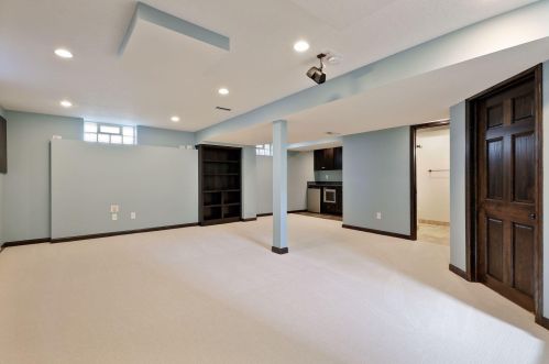 5728 Ewing Ave, Minneapolis MN 55410-2742 exterior