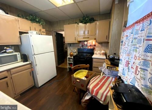 1403 2nd St, Wilmington, DE 19805-3501
