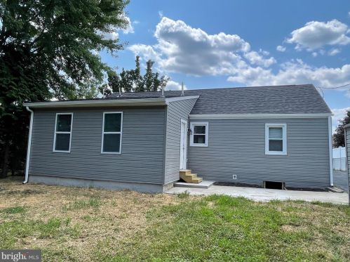 50 Yale Ave, New Castle DE  19720-4328 exterior