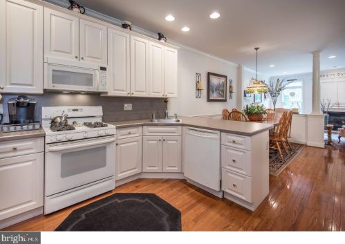 664 Greycliffe Ln, Prospectville PA  19002-1951 exterior