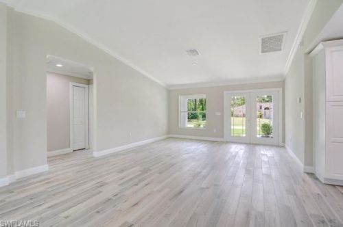 2552 20th Pl, Cape Coral, FL 33904-3229