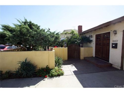 14411 Saint Andrews Pl, Gardena, CA 90249-3331