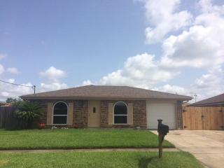 2841 Cardinal Dr, Marrero, LA 70072-5805