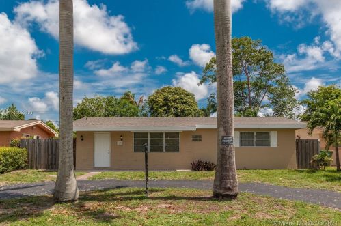 8131 11th Ct, Hollywood, FL 33024-5005