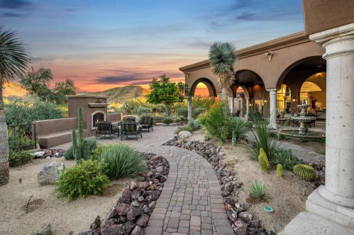 10196 Whispering Wind Dr, Scottsdale AZ  85255-2865 exterior