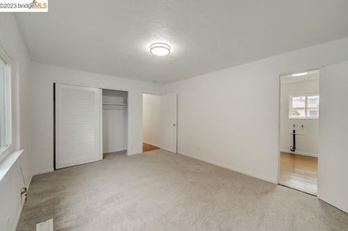 1136 92 Ave, Oakland CA 94603-1358 exterior