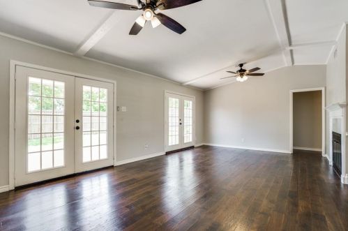 1110 Wake Dr, Richardson, TX 75081-3723