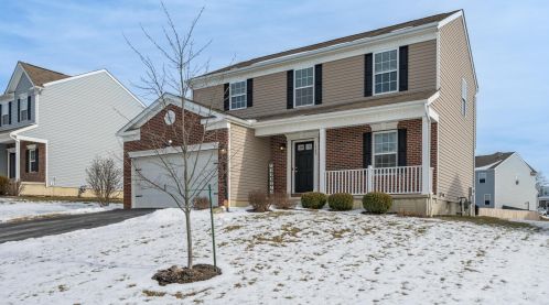 1540 Mary Lou Dr, Pataskala, OH 43062-5031