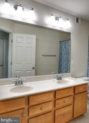 39068 Irish Corner Rd, Lovettsville VA  20180-2742 exterior