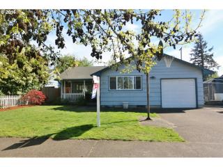 1243 N St, Springfield OR  97477-3215 exterior