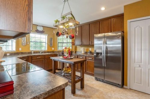 1002 Buccaneer Blvd, Winter Haven, FL 33880-1977
