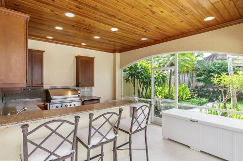 15563 Estancia Ln, West Palm Beach FL  33414-7439 exterior