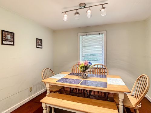 396 Collins St, Umatilla FL  32784-8387 exterior