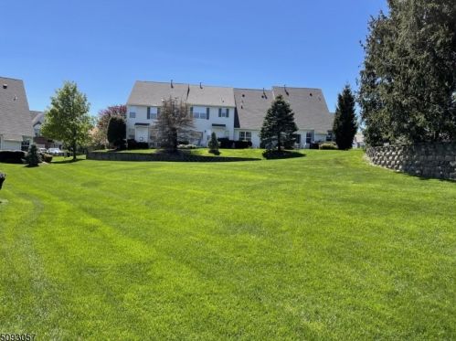 114 Surrey Ct, Nutley NJ  07110-3917 exterior