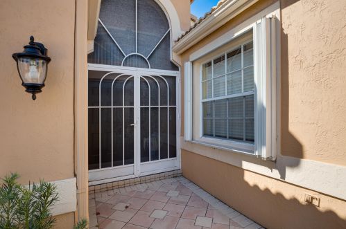 12235 Congressional Ave, Boynton Beach, FL 33437-6008