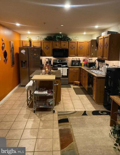 3 Lee Dr, Pottstown, PA 19464-2353