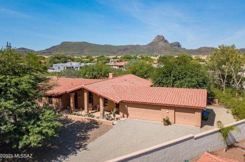 6877 Chervil Pl, Tucson, AZ 85743-9097