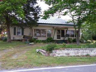 1013 Gurleys Mill Rd, Princeton, NC 27569-6912