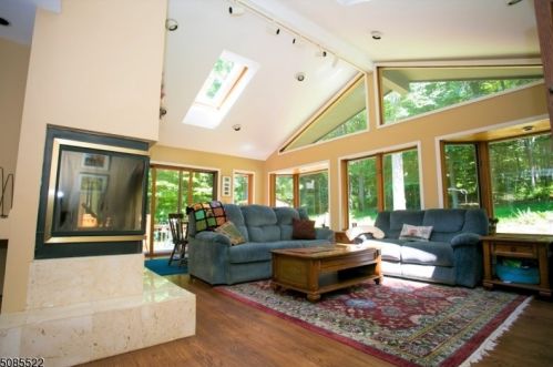 54 River Rd, Roxbury Township NJ  07836-9627 exterior