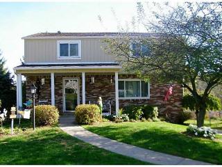 806 Blue Ridge Rd, Pittsburgh, PA 15239-2805