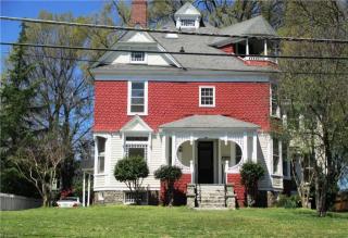 808 Walker Ave, Greensboro, NC 27403-2577