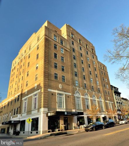 140 Northampton St, Easton, PA 18042-3702